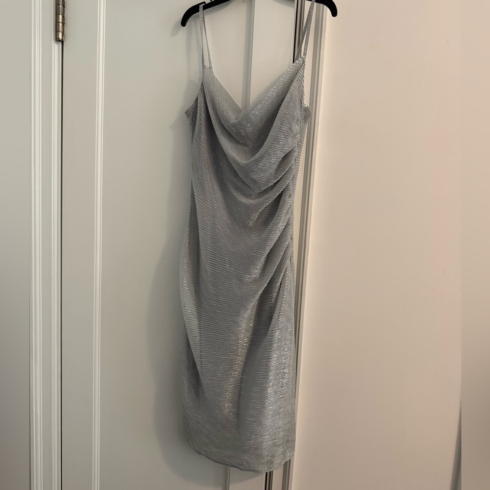 Laundry By Shelli Segal Silver Ruched Mini Dress